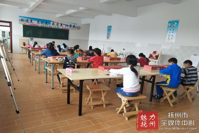 調(diào)整大小 rBAVFFoVgHiARUGeAASdTZxzG70400.jpg