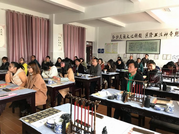調(diào)整大小 212b4547b90046468096cc2365181b1e.jpg